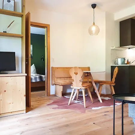 Alpenflair Apartment Mit Balkon - Inkl Parkplatz #2 Innsbruck Exterior foto