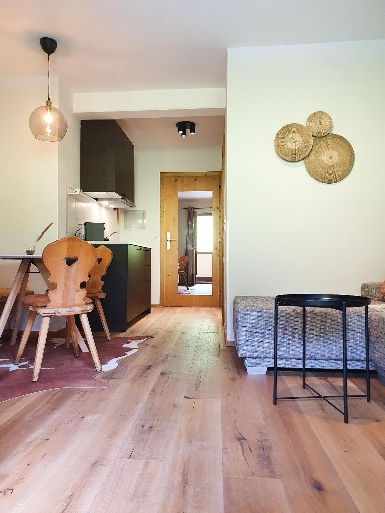 Alpenflair Mit Balkon - Inkl Parkplatz #2